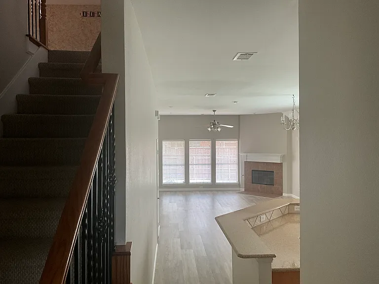 11535 Yoakum Dr — Photo 13