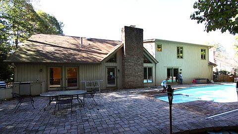 4th image of 3148 Fox Run Dr