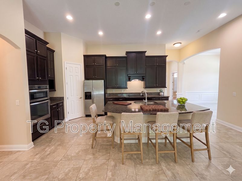 1st image of 157 Cloisterbane Dr