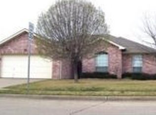 2008 Southwood Trl, Grand Prairie, TX 75052