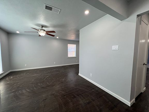 4th image of 1221 Mayfield Ave
