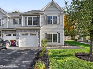 24 Reutter Drive, Selkirk, NY 12158