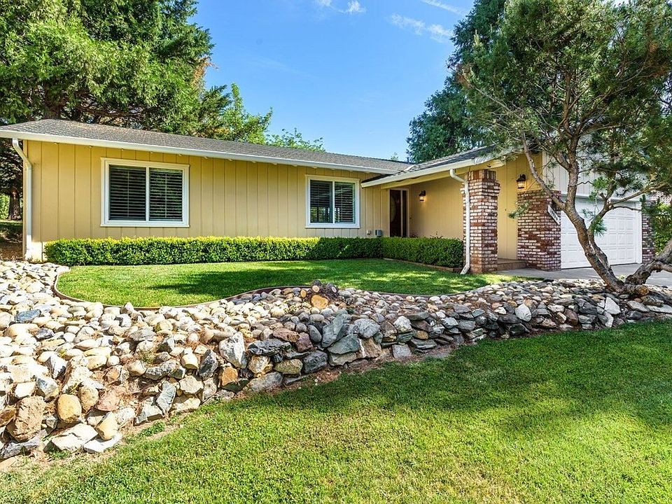 1st image of 19566 Chaffee Cir