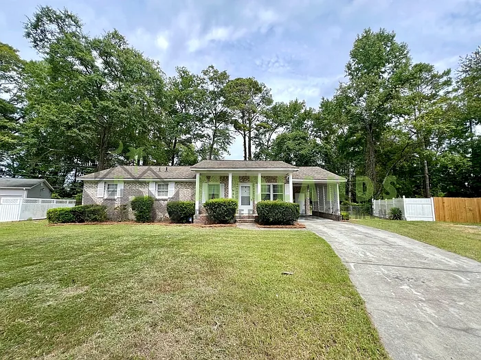 357 Creighton Dr — Photo 1