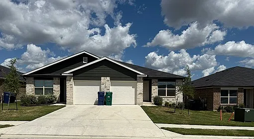1222 Lehmann Dr #A — Photo 1