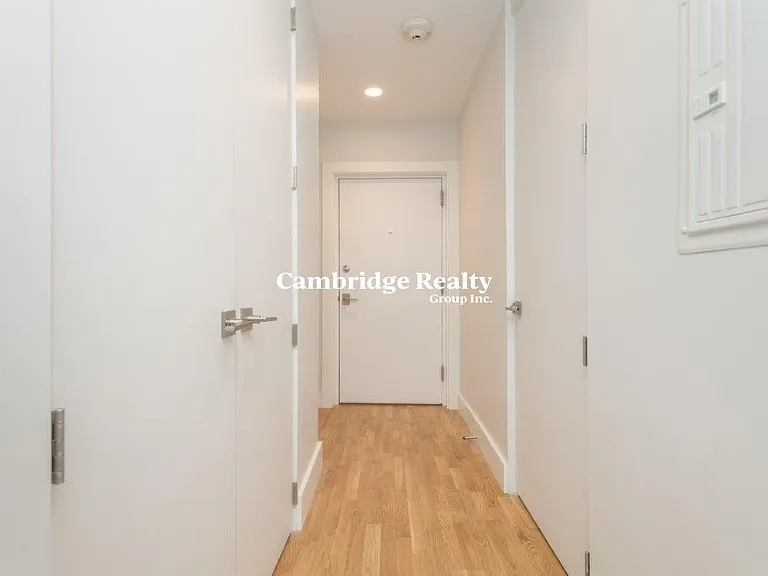 334 Harvard St #T1 — Photo 10