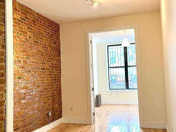2nd image of 645 Franklin Ave APT 1B
