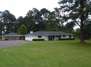 8186 Us Highway 79 N, De Berry, TX 75639