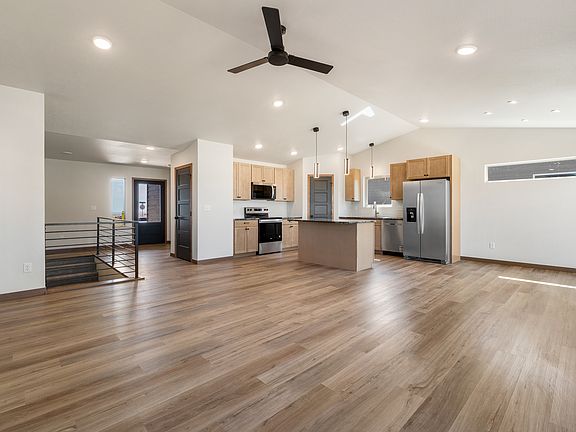 4th image of 8415 Healing Way #1