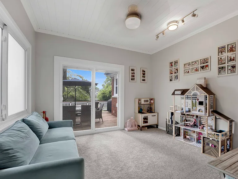 778 S Linden Ave — Photo 14