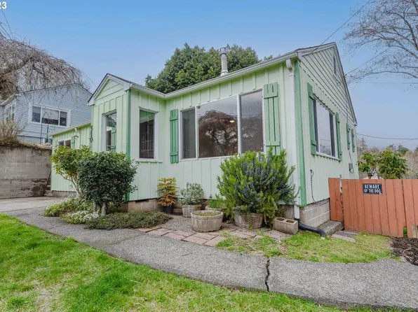 510 Clark St, North Bend, OR 97459