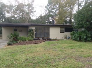 2504 Una Dr, Jacksonville, FL 32216