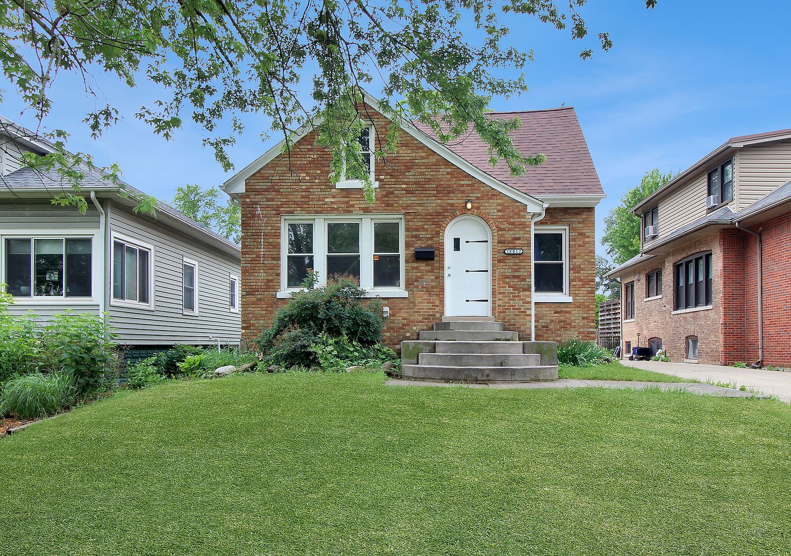 18012 Homewood Ave, Homewood, IL 60430 | Zillow