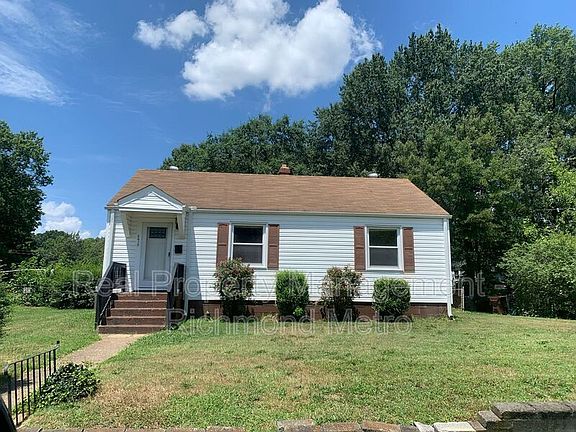 2nd image of 2610 Harold Ave