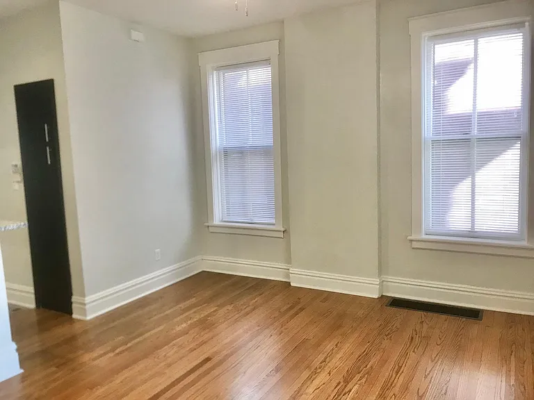 3005 Sidney St #1 — Photo 8