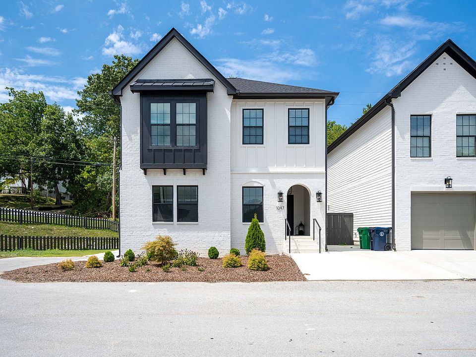 1st image of 1047 Amelia Ct