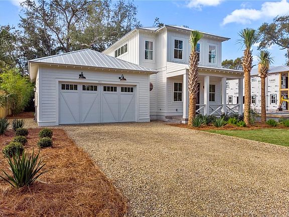 2nd image of 41 Glynn Oaks Ln