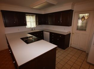 7140 Willow Oak, Groves, TX 77619