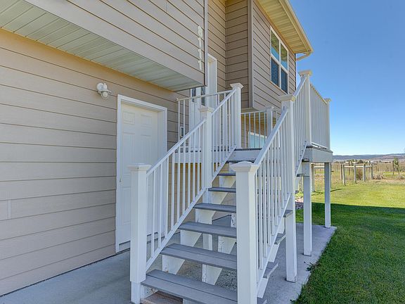4th image of 8111 Adele Dr