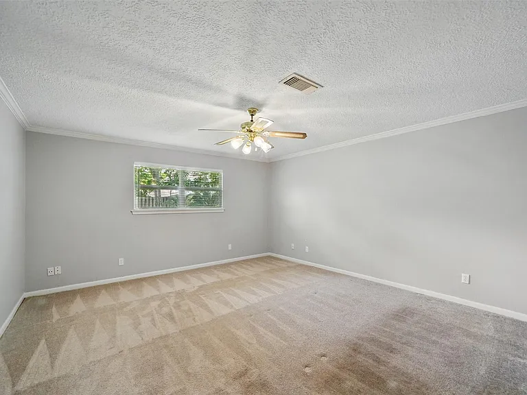 22406 Prince George St — Photo 21