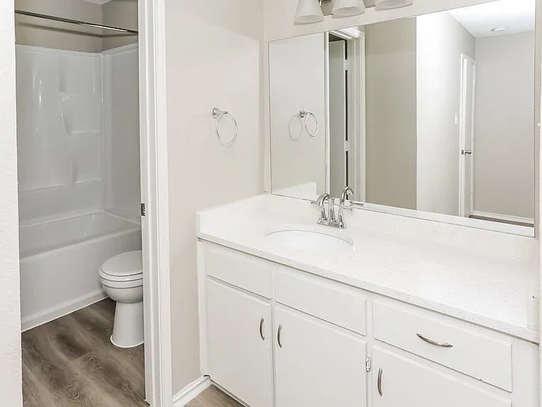 6004 Cool Springs Dr — Photo 10