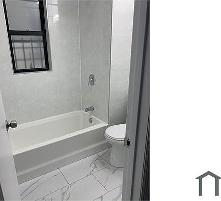 3rd image of 903 Rogers Pl APT 31