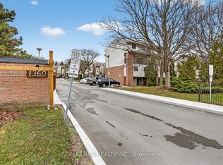 1360 Glenanna Rd #16A, Pickering, ON L1V 2T5