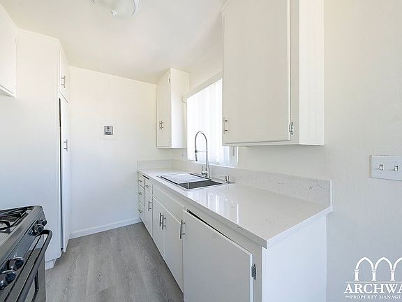 4th image of 6449 Troost Ave APT 5