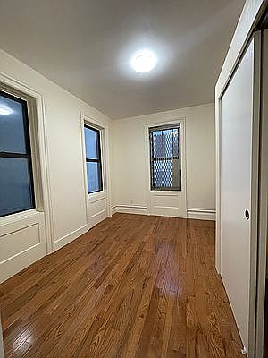 2nd image of 1946 Amsterdam Ave #22