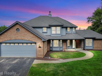 2188 Shire Ct, Commerce Township, MI, 48382