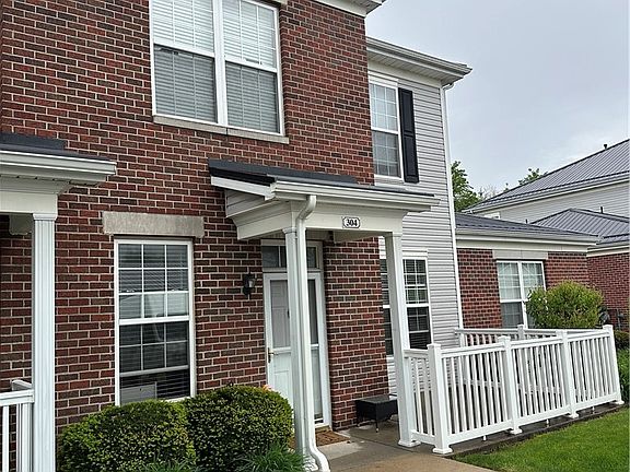 2nd image of 304 Sonie Dr #304