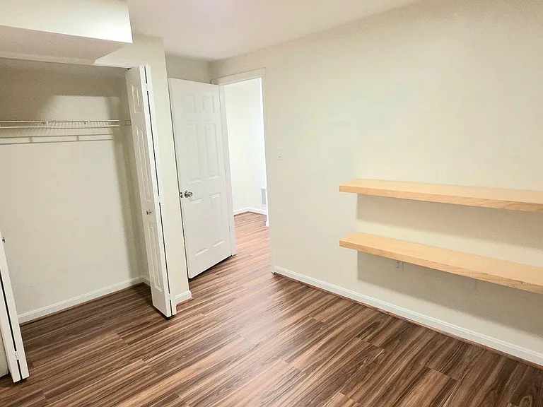 6008 Raina Dr — Photo 26