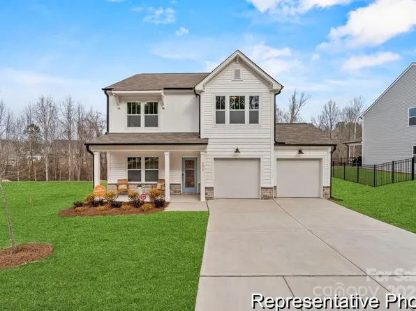 2412 Morgan Hills Dr #295, Albemarle, NC 28001