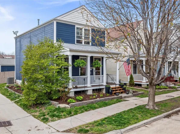 3200 S Mester St, Saint Charles, MO 63301