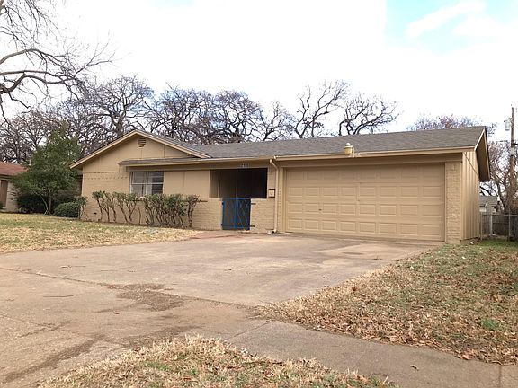 3rd image of 2106 Black Jack Dr