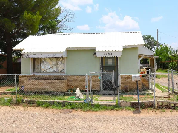 1404 E Avenue F, Alpine, TX 79830