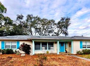 32 Southwind Dr, Largo, FL 33770