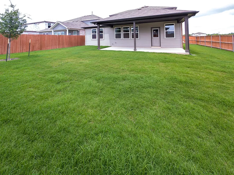 2013 Purple Martin Dr — Photo 26