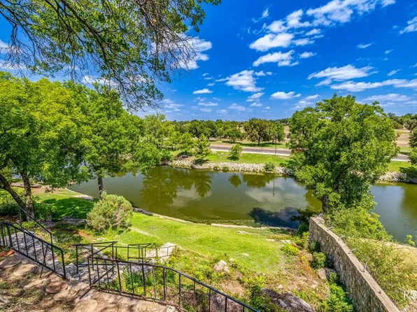 816 W Avenue D, San Angelo, TX 76903