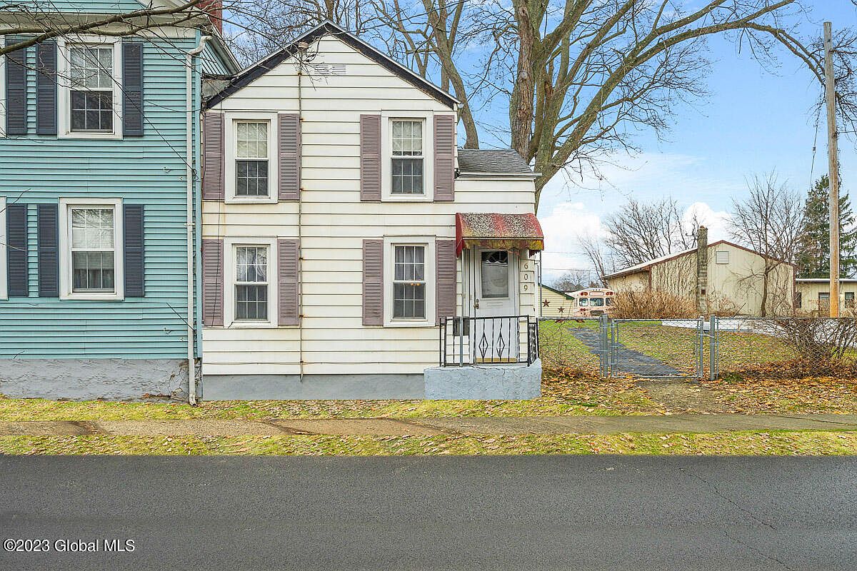 609 Broadway, Watervliet, NY 12189 Zillow