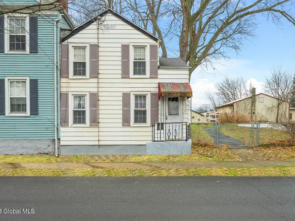 609 Broadway, Watervliet, NY 12189