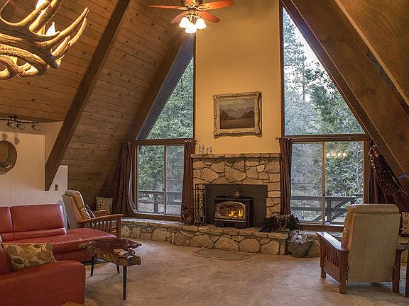 3rd image of 25610 Cedar Glen Dr