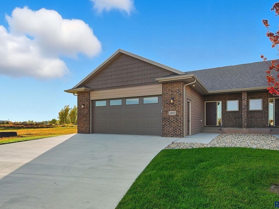 1st image of 2403 E Joshua Cir