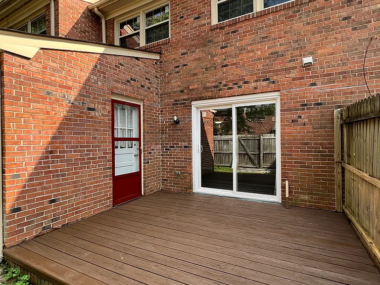 400 Advocate Ct #D — Photo 23
