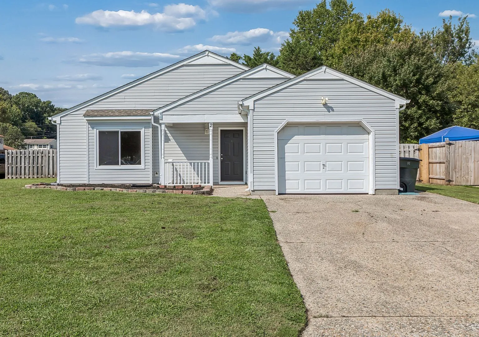 Move In Ready 3-bed Ranch! — Photo 2