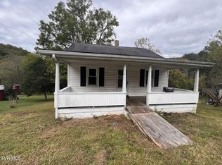 1626 Paperville Rd, Bristol, TN 37620