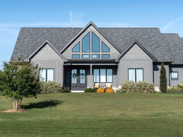 1349 Sunrise Road, Oregon, WI 53575