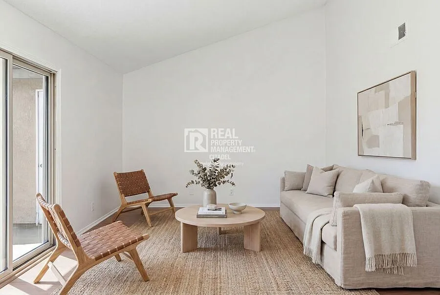 Beautiful Top-Floor Condo in Gated Community 2 Bed, 1 Bath with Garage & Resort-Style Amenities! — Photo 3