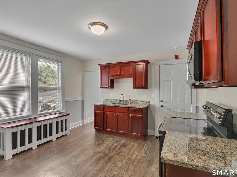 50 Clinton St #1 — Photo 5