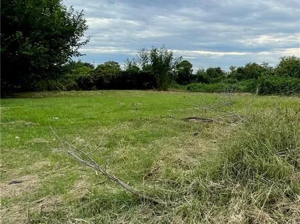 7600 Avalon Way, New Orleans, LA 70127